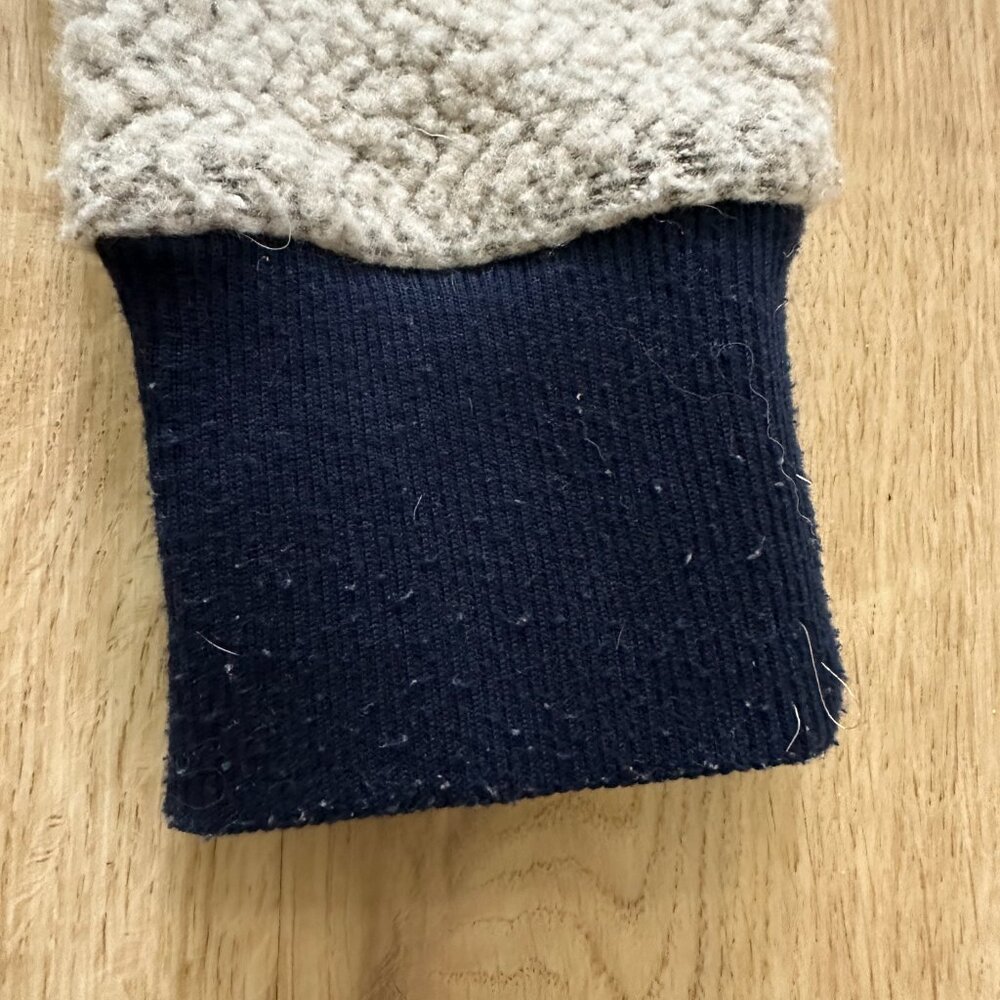 Patagonia W's Woolyester Fleece Jacket in Oat/Navy Accents - S - Picture 8 of 10